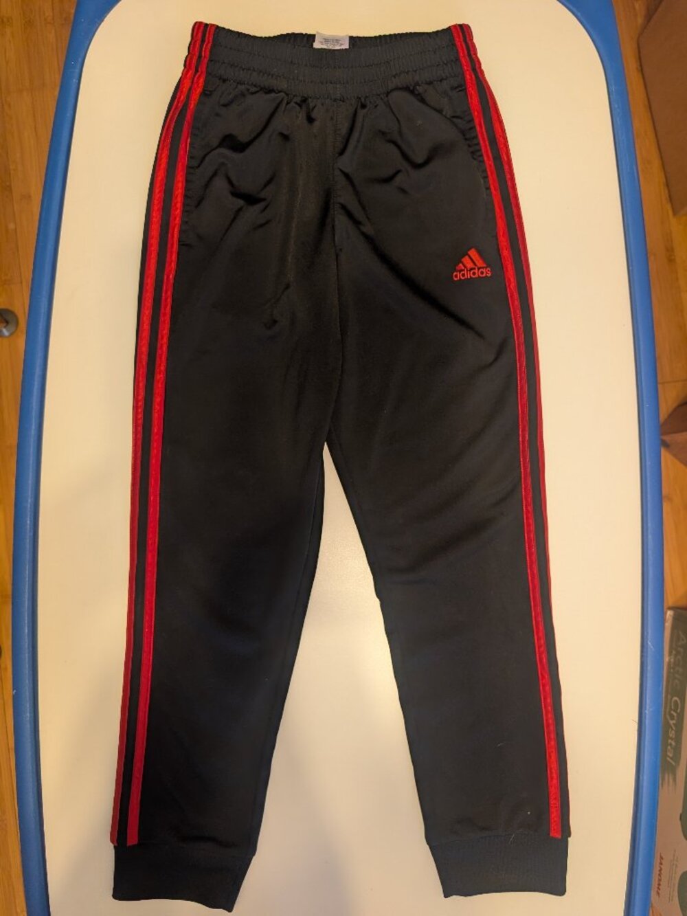 Adidas Boys Medium 10/12 Track Pants Black/Red
